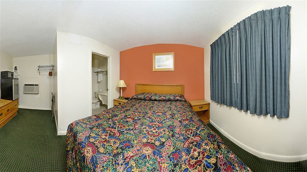 Best Way Inn Middlefield Buitenkant foto